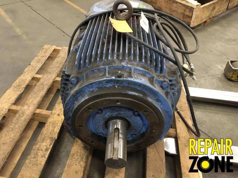 Hyundai 100 HP 1800 RPM 405TC FR