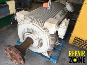 Siemens 300 HP 900 RPM 5810 FR-B